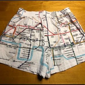 Women’s London Underground boxer shorts